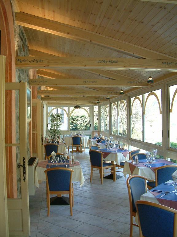 Le Mirval Hotel La Brigue Exterior foto