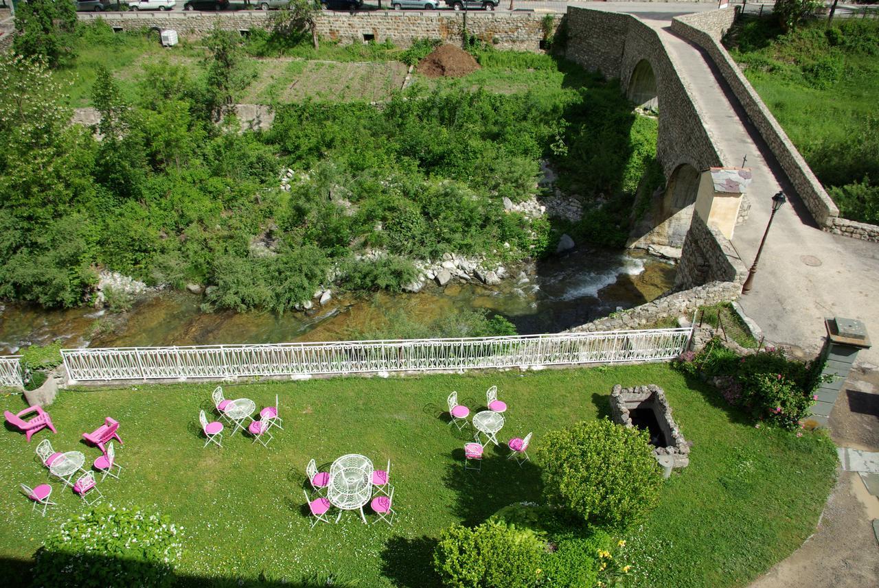 Le Mirval Hotel La Brigue Exterior foto
